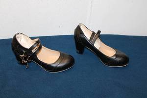 lot 273 image: Pair of Womens Black Heeled Mary Jane Style Shoes - Size 8