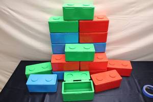 lot 277 image: Group of 15 Colorful Plastic Storage Boxes - Assorted Colors
