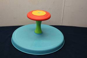 lot 285 image: SiiKidz Sit N Spin Toy - Vintage Spinning Experience