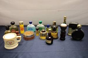 lot 301 image: Collection of Vintage Aftershave and Lotion Bottles - 14 Items