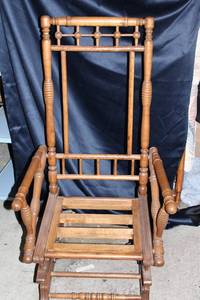 lot 350 image: Vintage Wooden Rocking Chair with Spindle Back Design