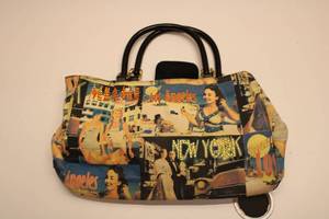 lot 359 image: Vintage Miami and New York Print Handbag