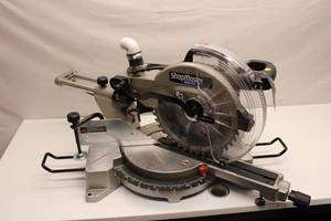 lot 363 image: Used Delta ShopMaster Compound Miter Saw with Blade