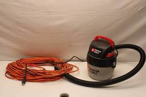 lot 370 image: Porter Cable WetDry Vacuum with Heavy Duty Power Cord