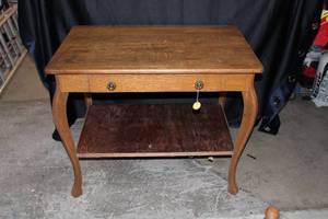lot 373 image: Antique Wooden Side Table with Drawer and Lower Shelf