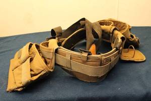 lot 377 image: McGuire-Nicholas Construction Tool Belt with Pockets and Accessories