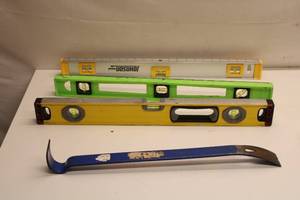 lot 378 image: Set of 3 Leveling Tools and 1 Pry Bar