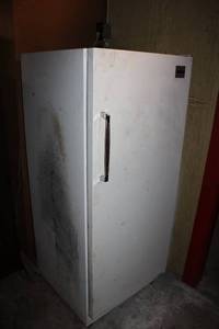 Signature Freezer - Used with Visible Wear