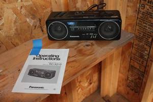 Panasonic RC-X210 AMFM Stereo Clock Radio with Manual
