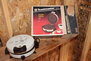 Toastmaster Belgian Waffler 250 - Used with Box