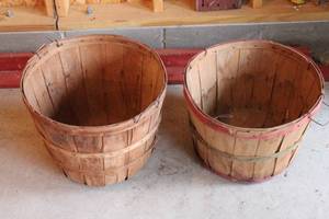 Set of 2 Vintage Wooden Baskets - Rustic Farmhouse Decor