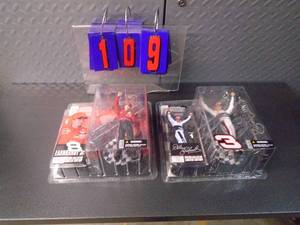 Assorted Earnhardt figures. As shown.