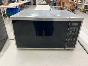 lot 343 image: Samsung Microwave