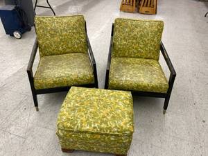 lot 393 image: Retro Furniture