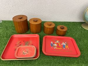 lot 402 image: Trays & Nesting Storage Containers
