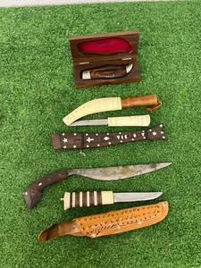 lot 404 image: Knives