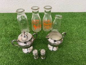 lot 417 image: Dairy Bottles & Silver Plated Items