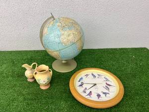 lot 426 image: Globe, Clock & Home Decor