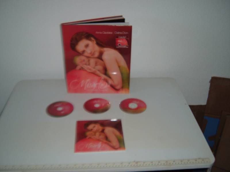 lot 10 image: (EC1) Annes Geddes, Celine Dion Boo...