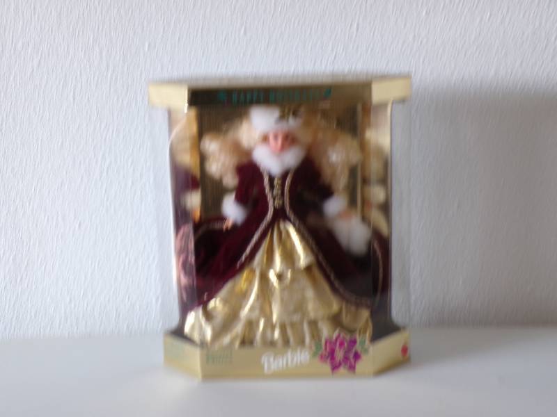 lot 19 image: (BSB) 1996 Barbie Special Edition H...