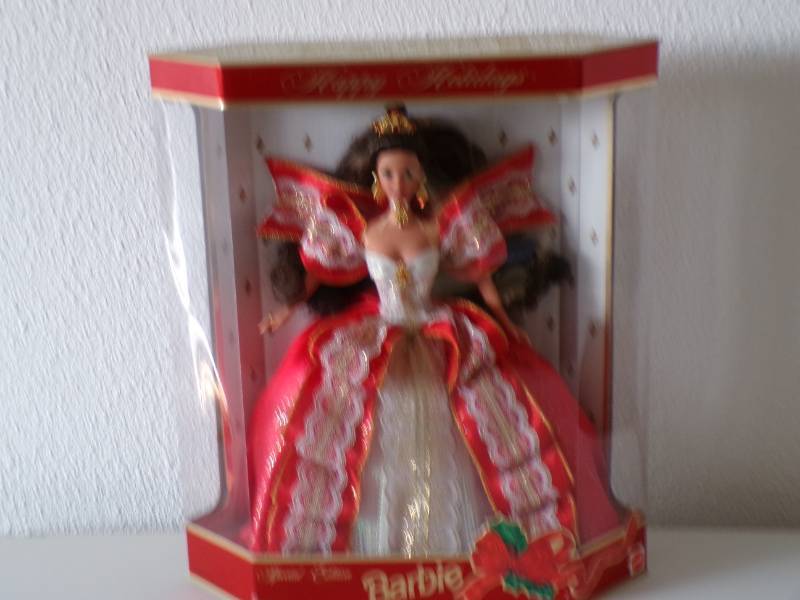 lot 20 image: (BSB) 1997 Barbie Special Edition H...