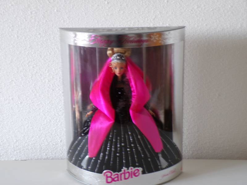 lot 21 image: (BSB) 1998 Barbie Special Edition H...