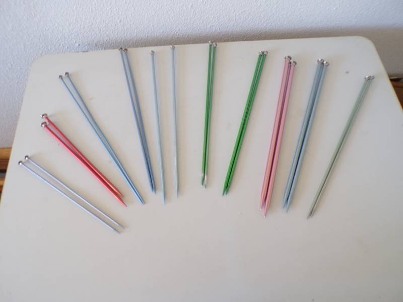 lot 56 image: (EC1) 10 Sets of Knitting Needles A...