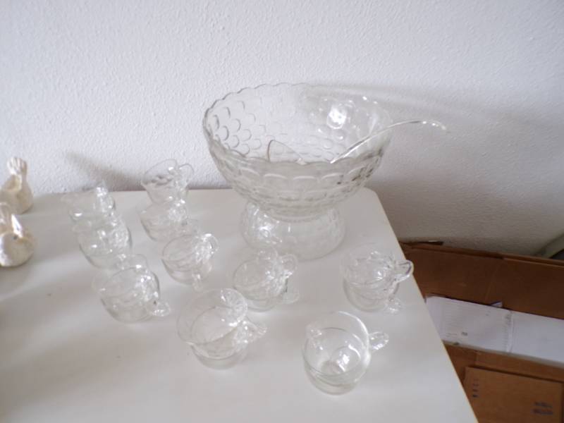 lot 83 image: (A-1) Punch Bowl Set - 20 Cups, Sta...