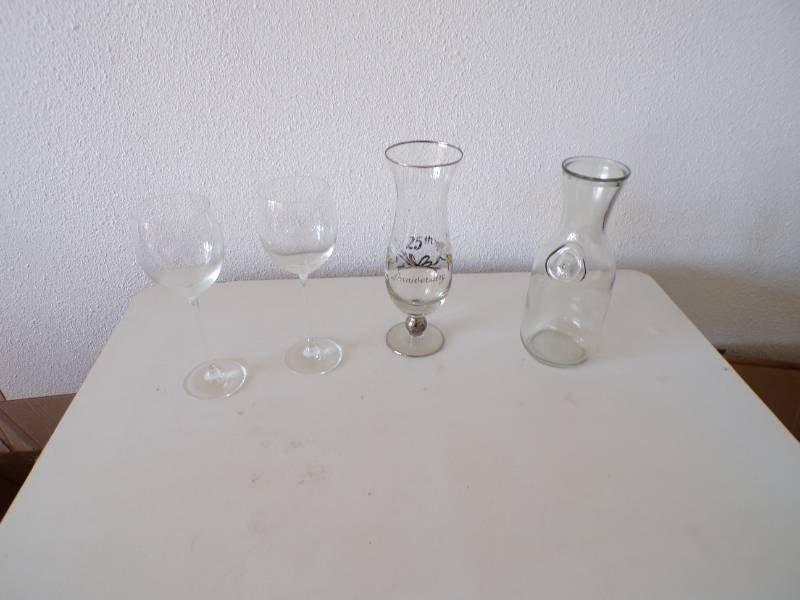 lot 94 image: (CS) Set of 2 WineChampagne Glasse...