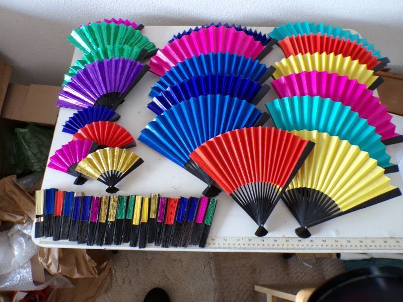 lot 113 image: (BSB) 40 Crafting Fans 4 Specialty ...