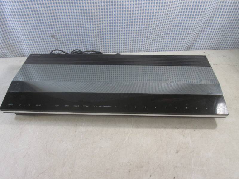 lot 135 image: (FS) Bang & Olufsen B&O Beomaster 4...