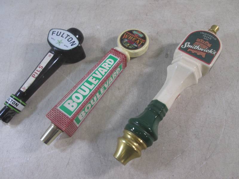 lot 170 image: (CSB) 3 Beer Tap Handles - Fulton M...