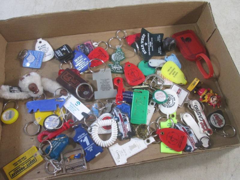 lot 187 image: (BSB) Assortment of Advertising Key...