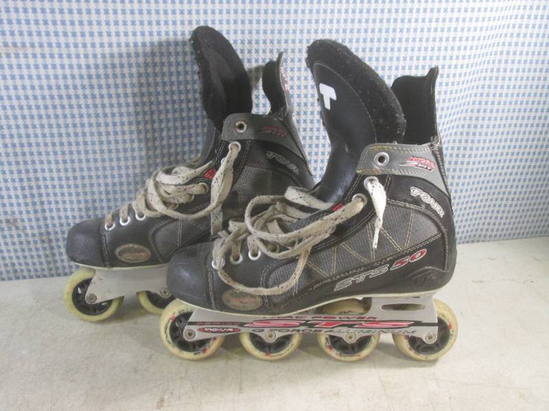 lot 196 image: (CSB) Pair of Tour STS 50 Inline Sk...