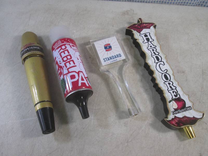 lot 202 image: (CSB) 4 Beer Tap Handles ...