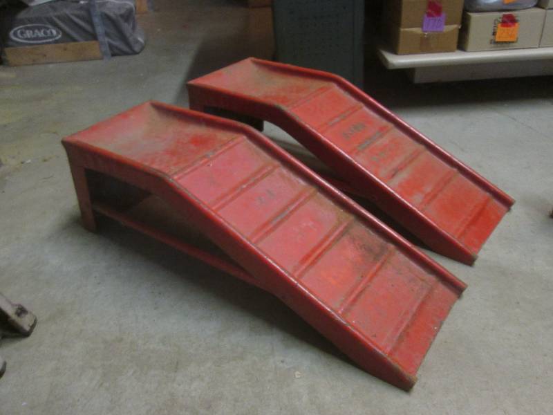 lot 212 image: (EW7) Pair of Metal Car Ramps...