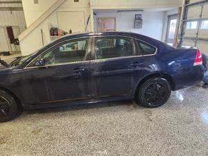 lot 5 image: 2010 Chevy Impala