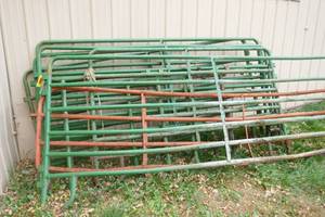 SEVEN steel cattle panels - SIX 8 ft and One 115 in various condition