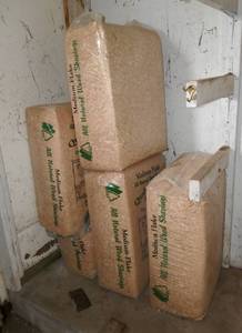 5 bales of Medium Flake wood shavings