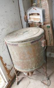 Antique EASY washing machine Model M  patented 1912
