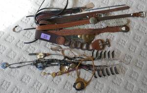 lot 19 image: Group of Western belts and necklaces