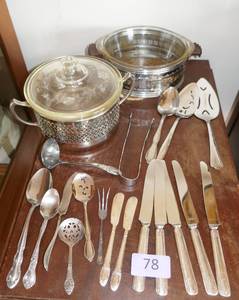 lot 78 image: Misc silverware and serving pieces