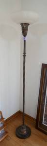 lot 92 image: Very nice floor lamp 68 inches tall, 15 inch diameter glass shade