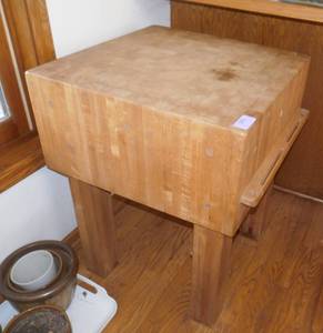 lot 101 image: Butcher Block table