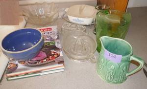 lot 114 image: Group of misc kitchen glassware, knives, soup tureen