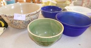 lot 115 image: FOUR servingmixing bowls