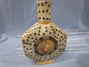 Chinese Porcelain Crane Vase
