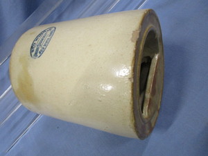 RW Union Stoneware Chicken Waterer