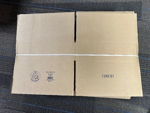 lot 54 image: New Bundle of 25 ULINE 12 x 12 x 3 Shipping Boxes