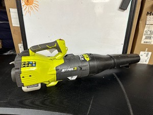lot 44 image: Ryobi 2 Cycle 520 CFM Jet Fan Leaf Blower carburator not attached is hanging from gas lines, motor pulls free